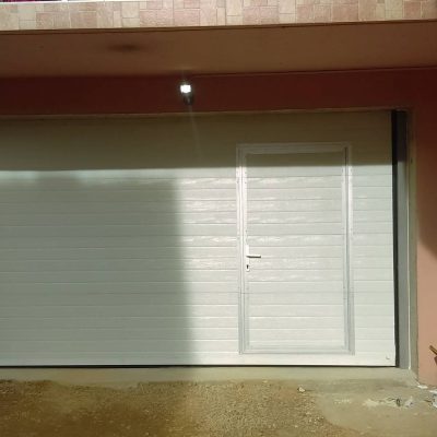 SEKCIJSKA GARAŽNA VRATA  SW SOLID MAX 300×210 – NAJJEFTINIJE U HRVATSKOJ