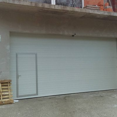 SEKCIJSKA GARAŽNA VRATA  SW SOLID MAX 220×280 – NAJJEFTINIJE U HRVATSKOJ