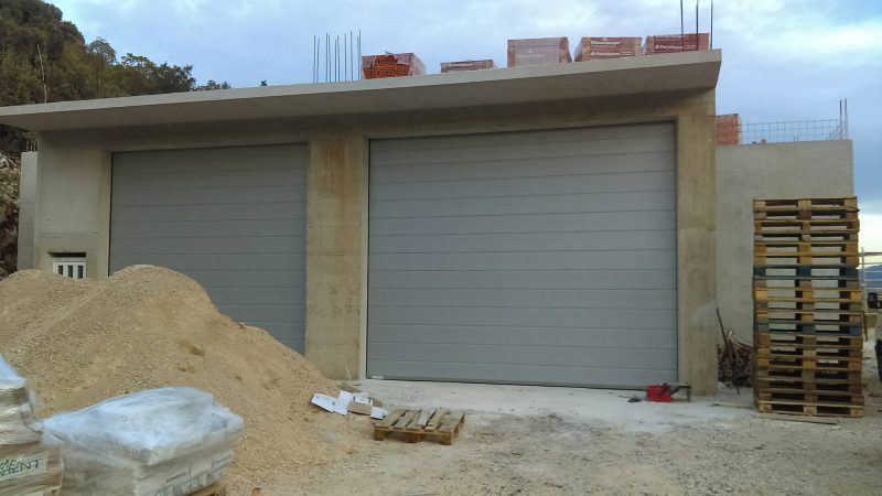 SEKCIJSKA GARAŽNA VRATA SW SOLID MAX 220×230 – NAJJEFTINIJE U HRVATSKOJ