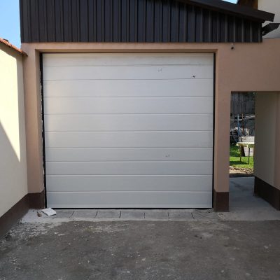 SEKCIJSKA GARAŽNA VRATA  SW SOLID MAX 220×320 – NAJJEFTINIJE U HRVATSKOJ