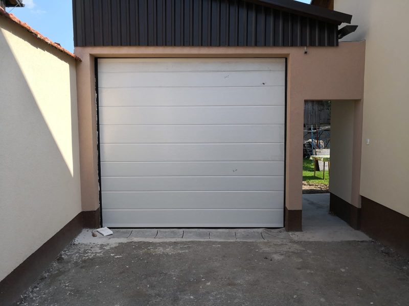 SEKCIJSKA GARAŽNA VRATA  SW SOLID MAX 250×210 – NAJJEFTINIJE U HRVATSKOJ