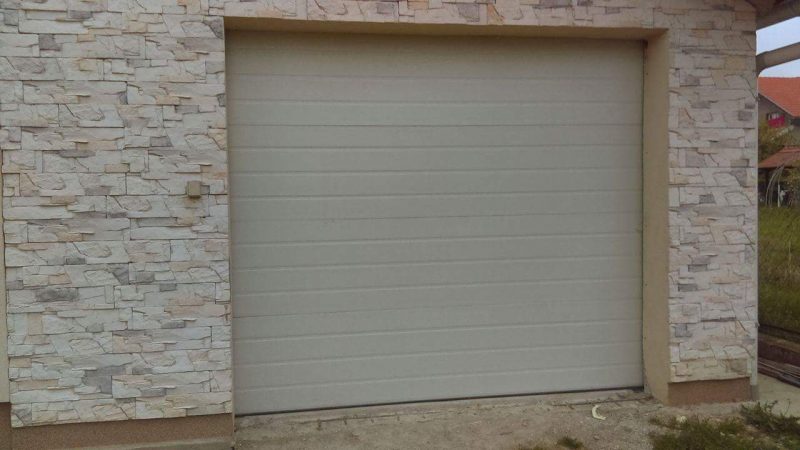 SEKCIJSKA GARAŽNA VRATA SW SOLID MAX 220×260 – NAJJEFTINIJE U HRVATSKOJ