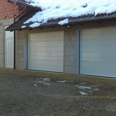 SEKCIJSKA GARAŽNA VRATA  SW SOLID MAX 240×300 – NAJJEFTINIJE U HRVATSKOJ