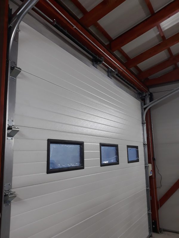 SEKCIJSKA GARAŽNA VRATA  SW SOLID MAX 250×310 – NAJJEFTINIJE U HRVATSKOJ