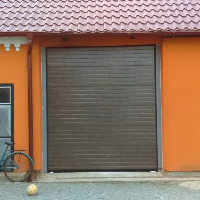 SEKCIJSKA GARAŽNA VRATA  SW SOLID MAX 220×220 – NAJJEFTINIJE U HRVATSKOJ