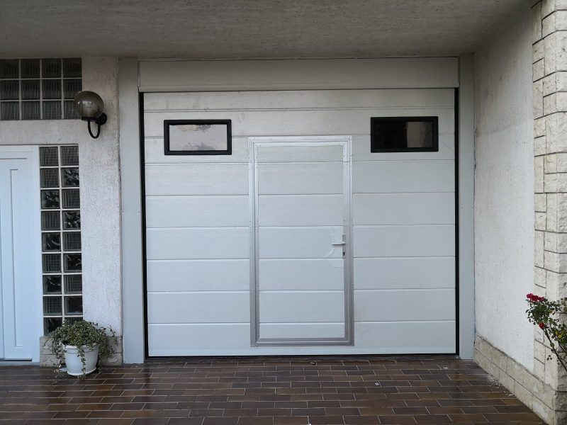 SEKCIJSKA GARAŽNA VRATA  SW SOLID MAX 240×240 – NAJJEFTINIJE U HRVATSKOJ