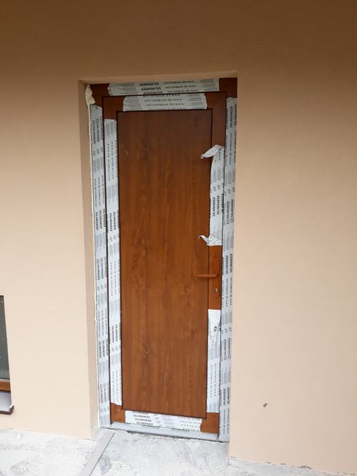 PVC ULAZNA VRATA SALAMANDER – NAJJEFTINIJA U HRVATSKOJ – NJEMAČKA KVALITETA