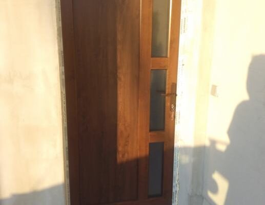 pvc ulazna vrata za kuću - salamander bluevo82 orah PVC