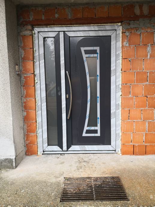 PVC ULAZNA VRATA SALAMANDER – NAJJEFTINIJA U HRVATSKOJ – NJEMAČKA KVALITETA