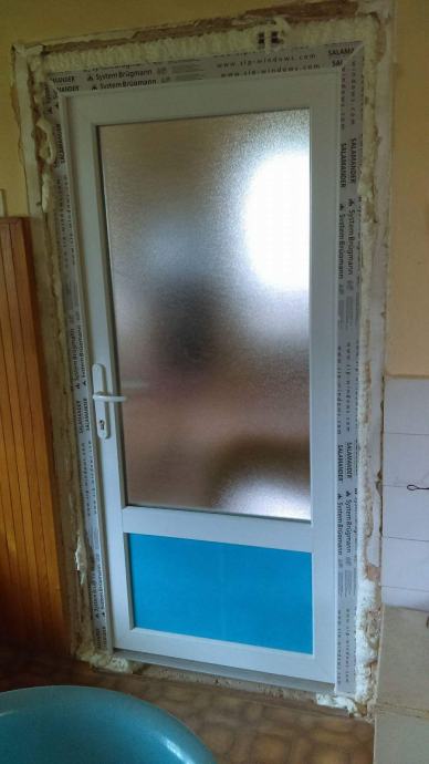 PVC ULAZNA VRATA SALAMANDER – NAJJEFTINIJA U HRVATSKOJ – NJEMAČKA KVALITETA